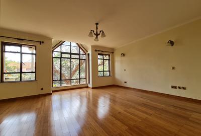 4 Bed Townhouse with En Suite in Lavington