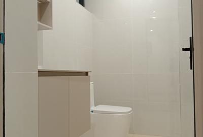 2 Bed Apartment with En Suite at Wood Avenue - 3