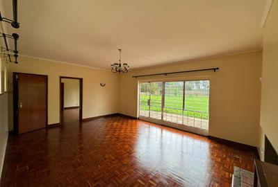 4 Bed House with En Suite in Lavington