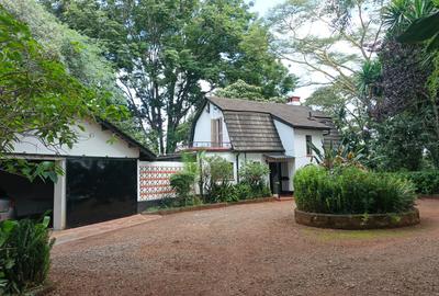 2 Bed House with Garden in Rosslyn