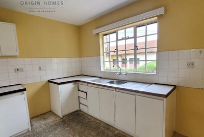 4 Bed House with En Suite at Kilimani