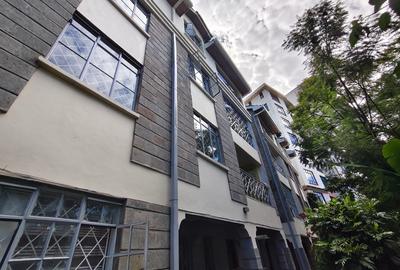 Bedsitter in Kileleshwa - 3