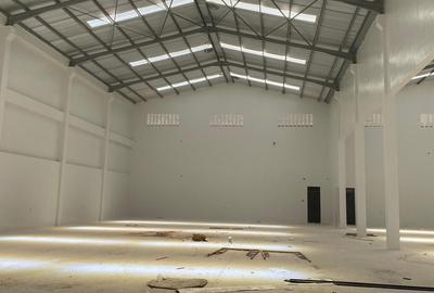 10,000 ft² Warehouse with Parking in Athi River - 3