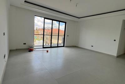 2 Bed Apartment with En Suite at Westlands - 3