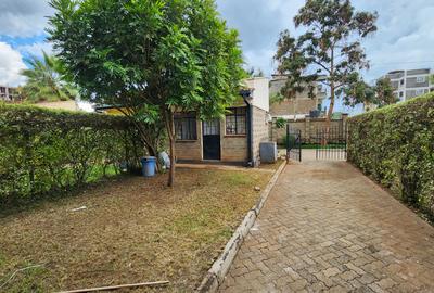 3 Bed House with En Suite at Masai Lodge - 3