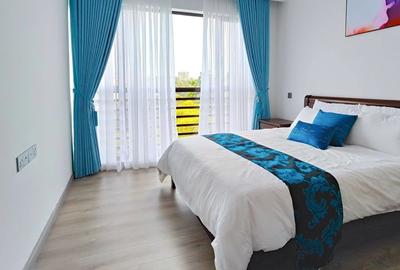 2 Bed Apartment with Swimming Pool in Riverside