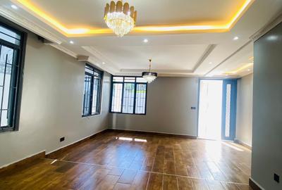 4 Bed Villa with En Suite at Eastern Bypass - 3