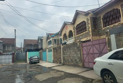 4 Bed Townhouse with En Suite at Donholm Road - 3