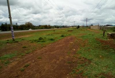 Land at Thika-Garissa Rd