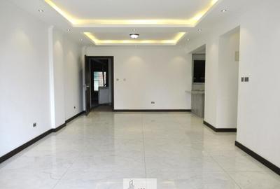 2 Bed Apartment with En Suite in Brookside