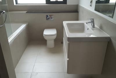 2 Bed Apartment with En Suite at Garden City