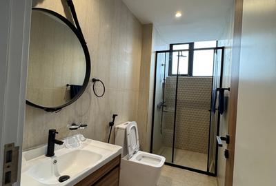 Serviced 2 Bed Apartment with En Suite in Brookside - 4