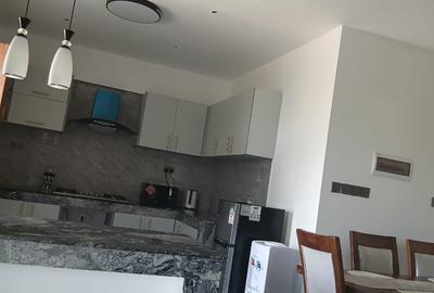 Serviced 3 Bed Apartment with En Suite at Beach Road