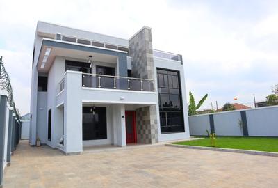 4 Bed House with En Suite at Mugutha Area