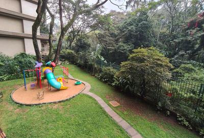 3 Bed Apartment with En Suite at 6Th Parklands Road