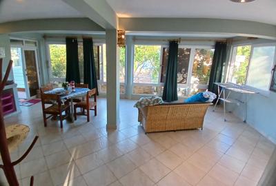 8 Bed House with En Suite in Diani - 2