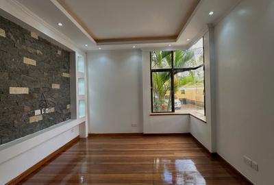 5 Bed Townhouse with En Suite in Kileleshwa - 4