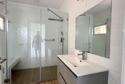 Serviced 2 Bed Apartment with En Suite in Lavington - 3