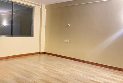 3 Bed Apartment with En Suite at Parklands - 2