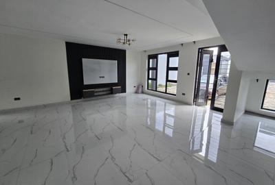 5 Bed House with En Suite at Thikaroad - 3