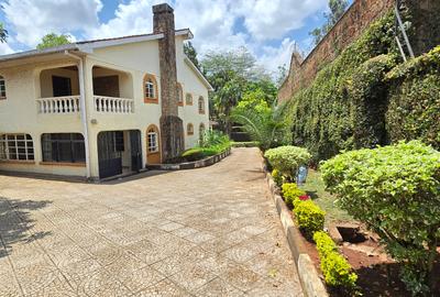 5 Bed House with En Suite at Gigiri Un Avenue