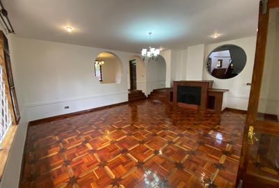 4 Bed House with En Suite in Runda - 4