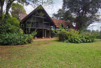 Residential Land in Nyari - 4