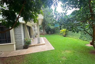 5 Bed Townhouse with En Suite in Lavington