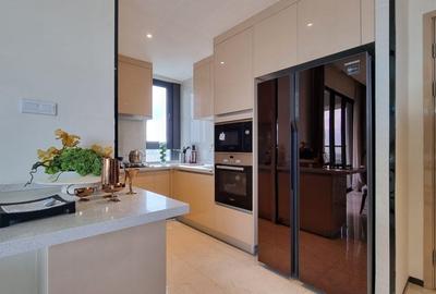 2 Bed Apartment with En Suite at Westlands Road - 2