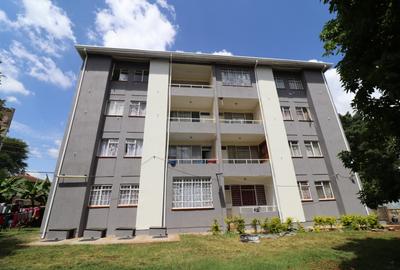 2 Bed Apartment with En Suite at Plainsview
