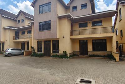 5 Bed Townhouse with En Suite at Lavington Green