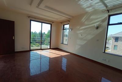 5 Bed House with En Suite in Karen - 4