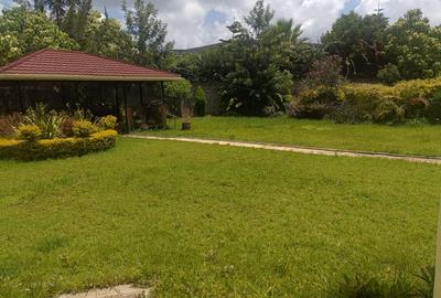 Furnished 2 Bed Apartment with En Suite in Runda