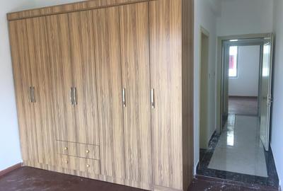 1 Bed Apartment with En Suite in Kileleshwa - 4