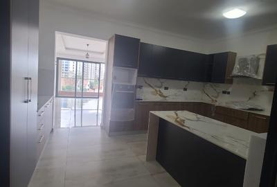 Serviced 3 Bed Apartment with En Suite in Kileleshwa