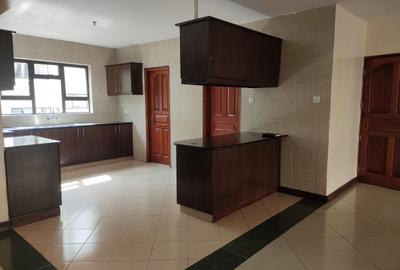 3 Bed Apartment with En Suite in Rhapta Road - 3