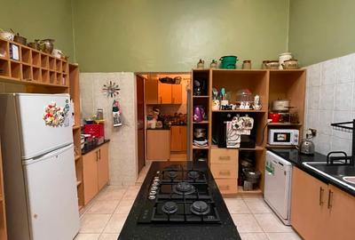 4 Bed Townhouse with En Suite at Maji Mazuri Rd - 4