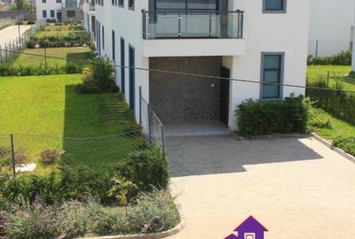 4 Bed Townhouse with En Suite at Masai Lodge - 3