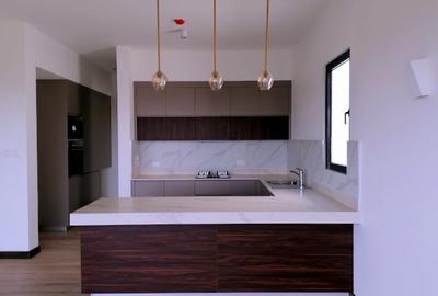 4 Bed Apartment with En Suite at Two Rivers Mall - 3