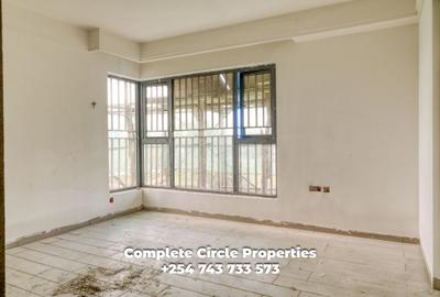 Studio Apartment with Swimming Pool at Mombasa Road - 4