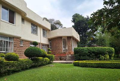 4 Bed House with Staff Quarters in Thigiri