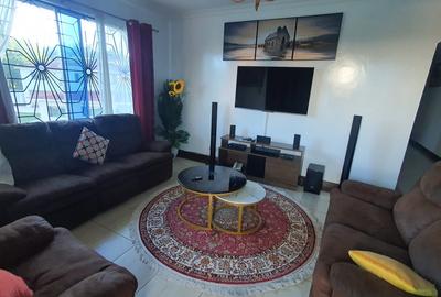 Serviced 2 Bed Apartment with En Suite at Links Road