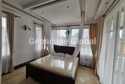 3 Bed House with En Suite in Nyari