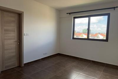 2 Bed Apartment with En Suite in Westlands Area