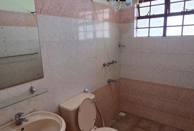 2 Bed Apartment with En Suite in Westlands Area - 2