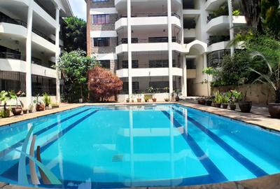 2 Bed Apartment with Swimming Pool at Riverside Drive