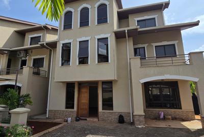 5 Bed Townhouse with En Suite at Lavington Green - 2