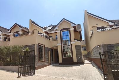 4 Bed Townhouse with En Suite in Ngong