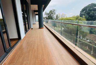 4 Bed Apartment with En Suite at Spring Valley