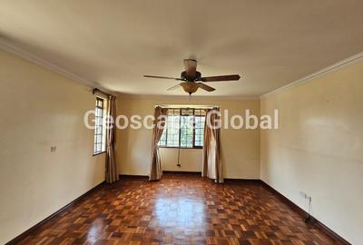 5 Bed House with En Suite in Kitisuru